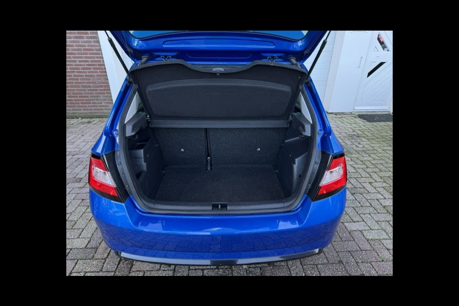 Škoda Fabia 1.0 TSI Monte Carlo -LED-Stoelverwarming-Climate-Panorama dak - Sportstoelen - Parkeersensoren - 12 maanden garantie