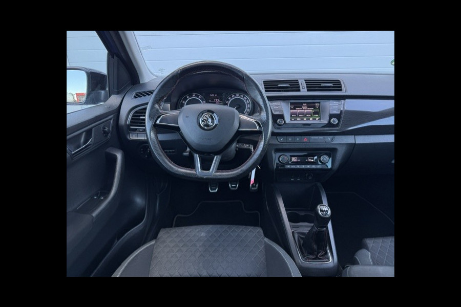 Škoda Fabia 1.0 TSI Monte Carlo -LED-Stoelverwarming-Climate-Panorama dak - Sportstoelen - Parkeersensoren - 12 maanden garantie