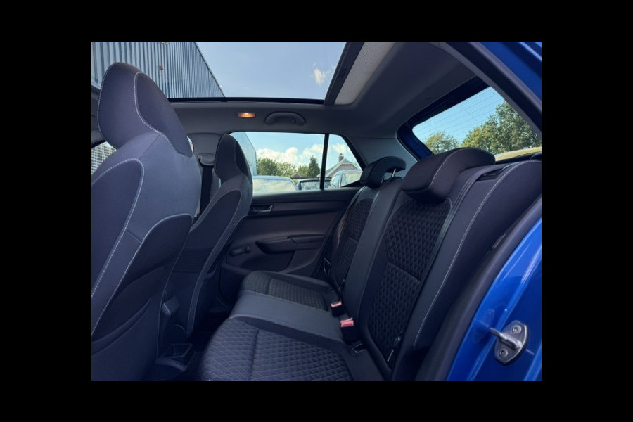 Škoda Fabia 1.0 TSI Monte Carlo -LED-Stoelverwarming-Climate-Panorama dak - Sportstoelen - Parkeersensoren - 12 maanden garantie