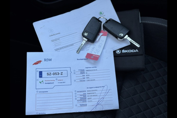 Škoda Fabia 1.0 TSI Monte Carlo -LED-Stoelverwarming-Climate-Panorama dak - Sportstoelen - Parkeersensoren - 12 maanden garantie