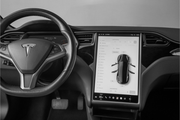 Tesla Model S Long Range Pano Autopilot 21"