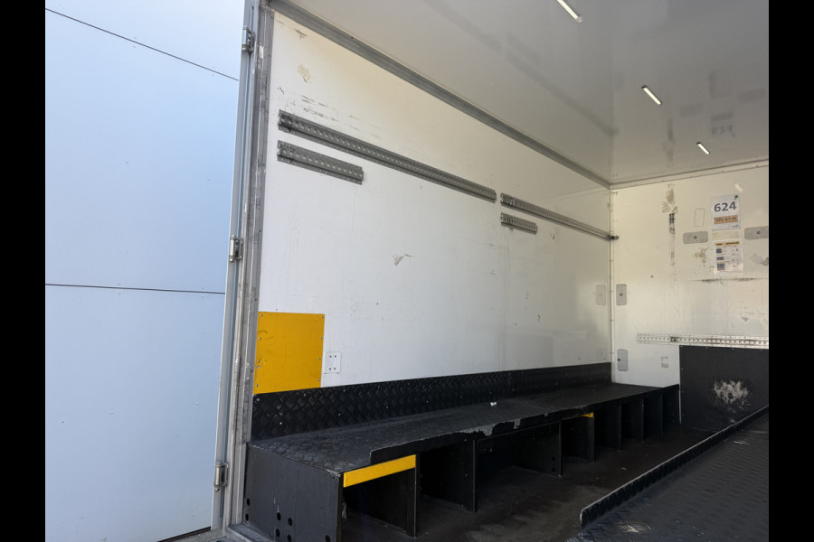 Renault Master Plancher T35 2.3 DCI 150PK Automaat Bakwagen Airco Cruise Control Camera Foodtruck Meubelbak Paardenwagen