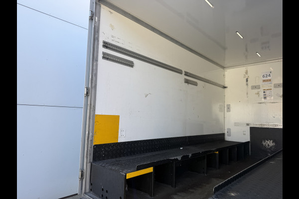 Renault Master Plancher T35 2.3 DCI 150PK Automaat Bakwagen Airco Cruise Control Camera Foodtruck Meubelbak Paardenwagen