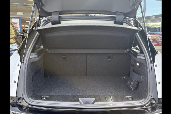 BMW i3 Basis 120Ah 42 kWh 170pk | Stoelverwarming | Navi | Achteruitrijcamera | SOH 90.1% |