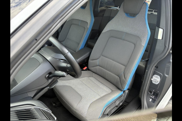BMW i3 Basis 120Ah 42 kWh 170pk | Stoelverwarming | Navi | Achteruitrijcamera | SOH 90.1% |
