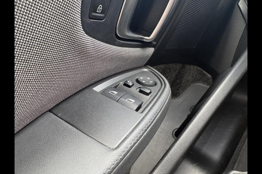 BMW i3 Basis 120Ah 42 kWh 170pk | Stoelverwarming | Navi | Achteruitrijcamera | SOH 90.1% |