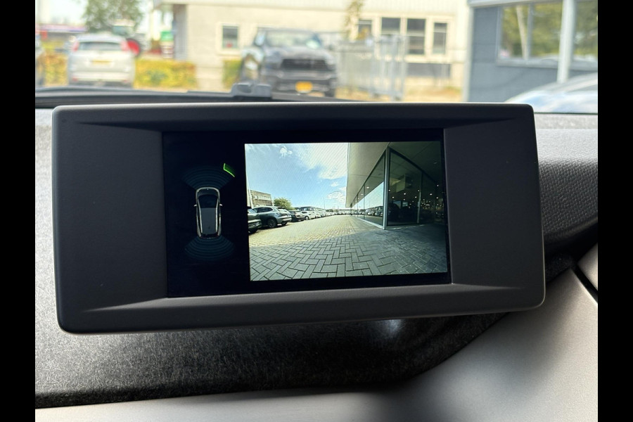 BMW i3 Basis 120Ah 42 kWh 170pk | Stoelverwarming | Navi | Achteruitrijcamera | SOH 90.1% |