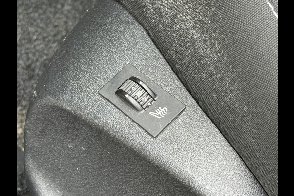 Peugeot 208 BWJ 2018 | 1.2PT 83PK Active | AIRCO | CAMERA A | CRUISE | STOELVERW | PDC | MISTLAMPEN VOOR |