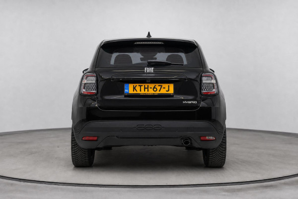 Fiat 600 1.2 Hybrid Urban | Achteruitrijcamera | Carplay | Climate control | Cruise control | Parkeersensoren | All-seasonbanden