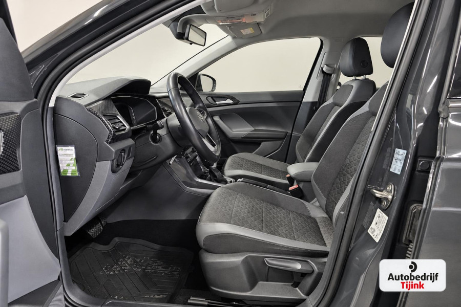 Volkswagen T-Cross 1.0 TSI Style | Automaat | LED | Trekhaak | Virtual | PDC | Climatronic | App-connect |