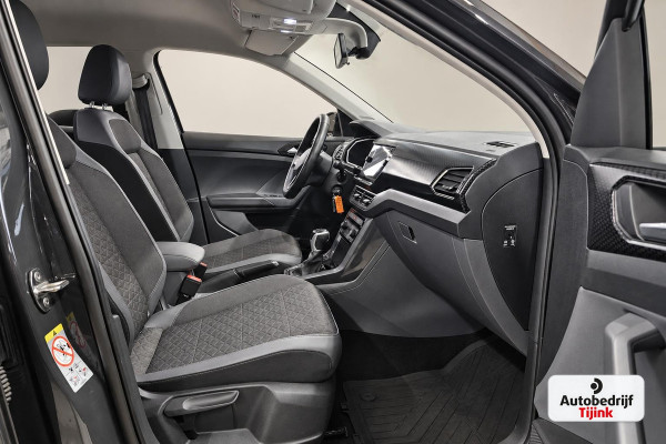 Volkswagen T-Cross 1.0 TSI Style | Automaat | LED | Trekhaak | Virtual | PDC | Climatronic | App-connect |