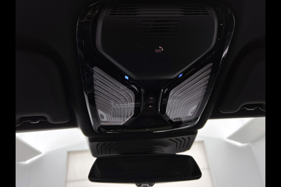 BMW iX3 Executive 80 kWh SOH 98% / Shadow Line / Panoramadak / Leder / Stoelverwarming / Pdc.+Camera / Navigatie / Apk 10-2027