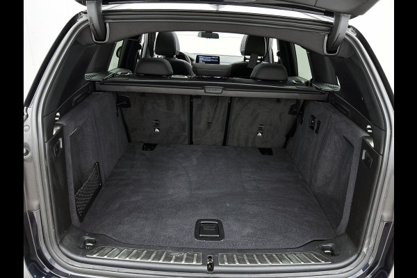 BMW iX3 Executive 80 kWh SOH 98% / Shadow Line / Panoramadak / Leder / Stoelverwarming / Pdc.+Camera / Navigatie / Apk 10-2027