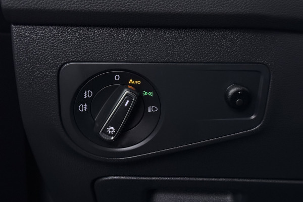 Volkswagen Tiguan Allspace 1.5 TSI Highline Business R-Line (PANORAMADAK, DYNAUDIO, DIGITALE COCKPIT, MEMORY SEATS, CAMERA)