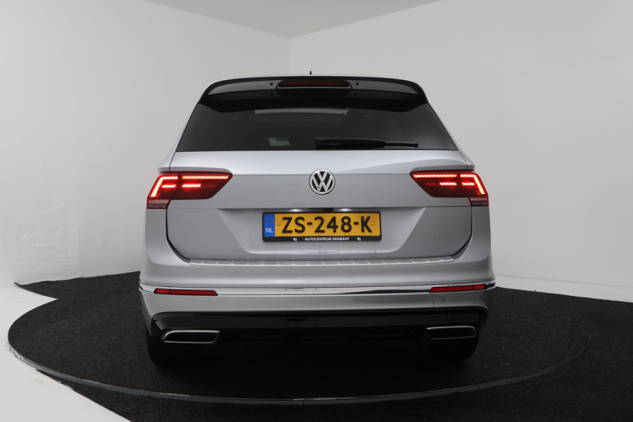 Volkswagen Tiguan Allspace 1.5 TSI Highline Business R-Line (PANORAMADAK, DYNAUDIO, DIGITALE COCKPIT, MEMORY SEATS, CAMERA)