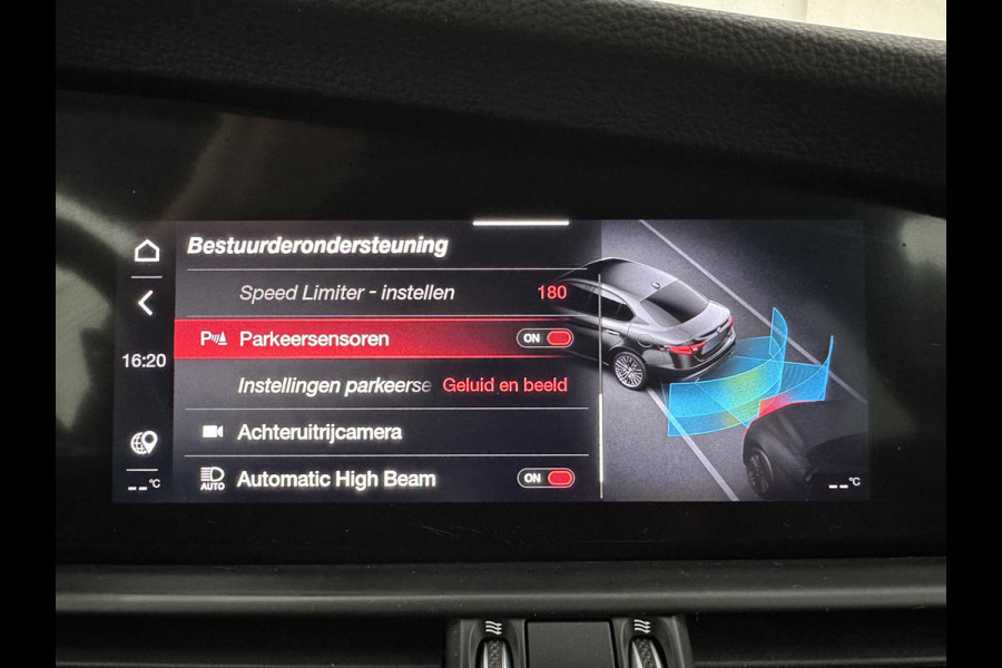 Alfa Romeo Giulia 2.0T Sprint (INCL-BTW)  Aut. *LEATHER | XENON | MEMORY-PACK | HEATED-VELOCE-SPORTSEATS | CAMERA | NAVI-FULLMAP | DAB+ | SHIFTPADDLES | PRIVACY-GLASS | BLINDSPOT | KEYLESS | 19"ALU*