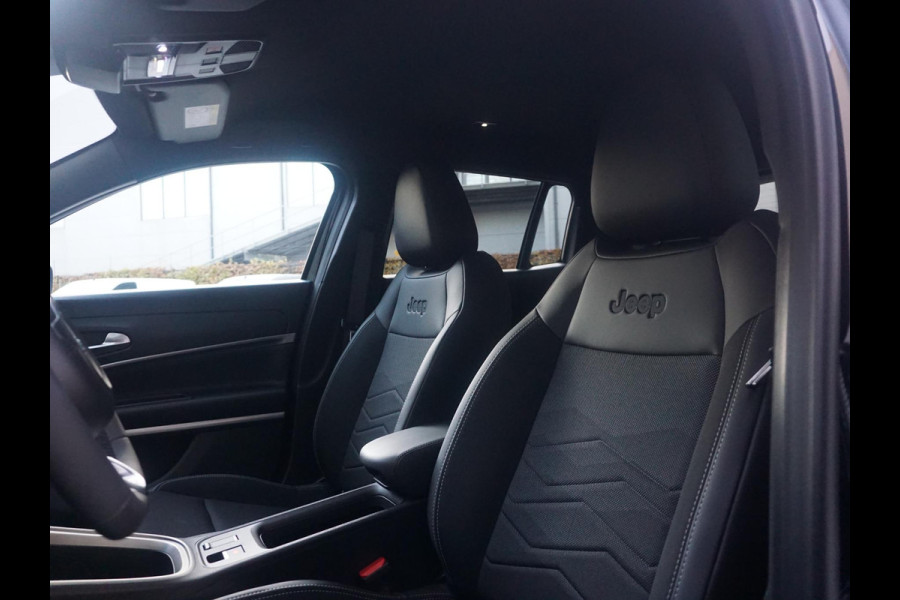 Jeep Avenger 1.2 e-Hybrid Summit Climate control