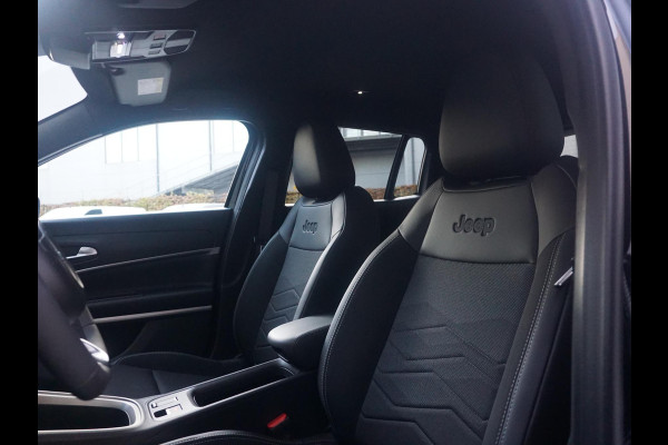 Jeep Avenger 1.2 e-Hybrid Summit Climate control
