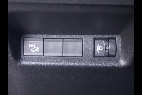 Jeep Avenger 1.2 e-Hybrid Summit Climate control