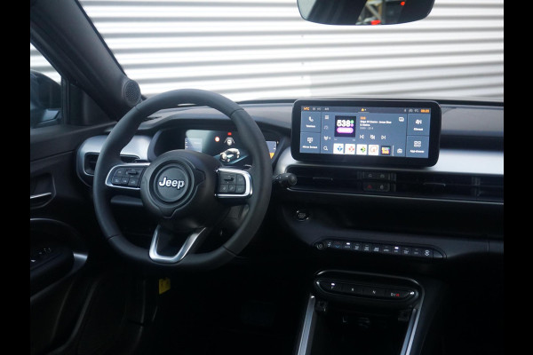 Jeep Avenger 1.2 e-Hybrid Summit Climate control