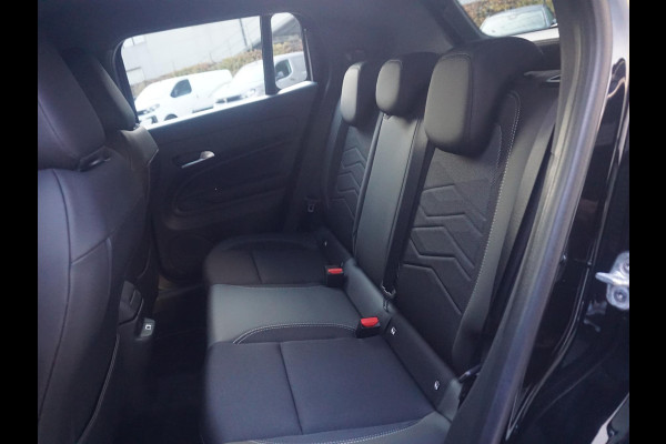Jeep Avenger 1.2 e-Hybrid Summit Climate control