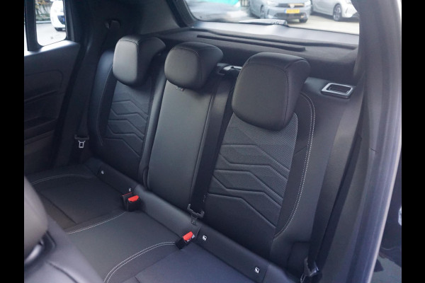Jeep Avenger 1.2 e-Hybrid Summit Climate control