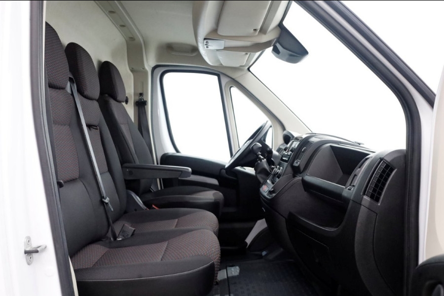 Citroën Jumper 2.2 BlueHDi 165pk L2H2 Airco/Navi/Camera 03-2022
