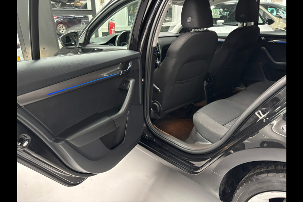 Škoda Octavia Combi 1.5 TSI Greentech Business Edition Plus / Carplay