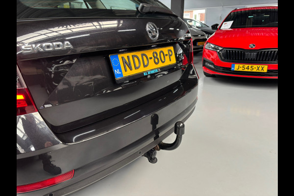 Škoda Octavia Combi 1.5 TSI Greentech Business Edition Plus / Carplay