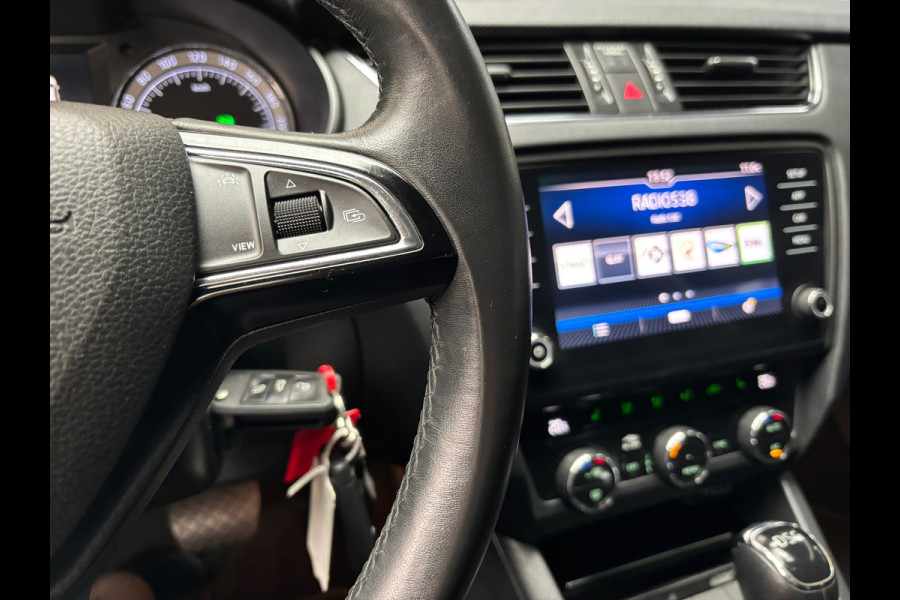 Škoda Octavia Combi 1.5 TSI Greentech Business Edition Plus / Carplay