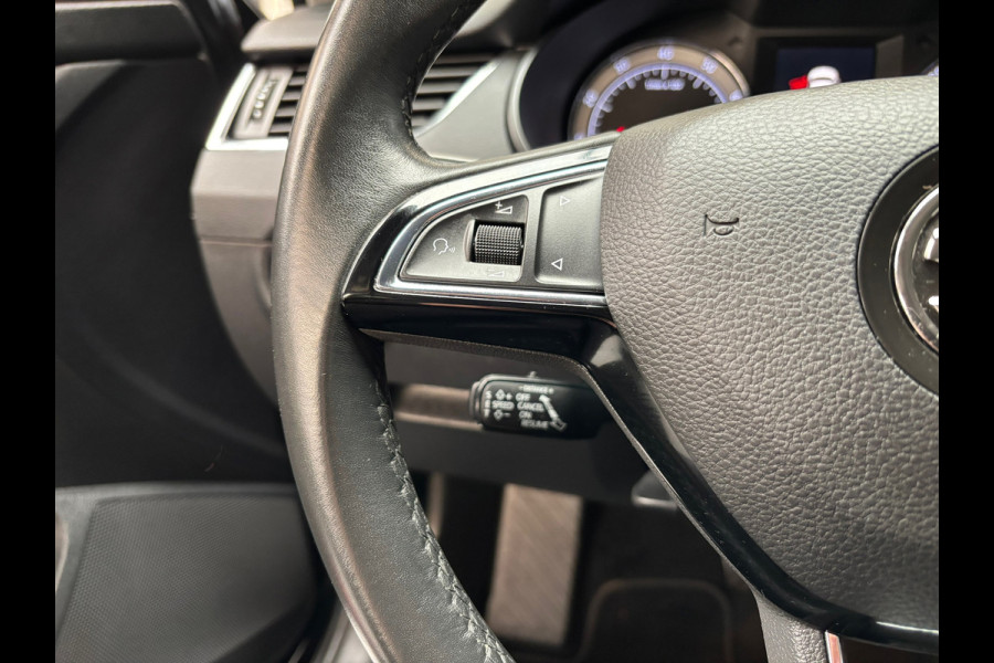 Škoda Octavia Combi 1.5 TSI Greentech Business Edition Plus / Carplay