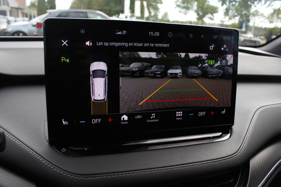 Škoda ENYAQ iV 80 Sportline / Trekhaak / Panoramadak / Camera / Keyless / 20'' / Matrix LED / CarPlay / Sfeerverlichting / Stoel+Stuurverwarming / Dodehoek / DAB / ACC