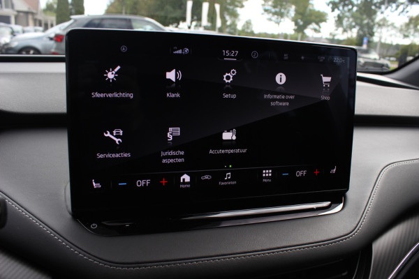 Škoda ENYAQ iV 80 Sportline / Trekhaak / Panoramadak / Camera / Keyless / 20'' / Matrix LED / CarPlay / Sfeerverlichting / Stoel+Stuurverwarming / Dodehoek / DAB / ACC
