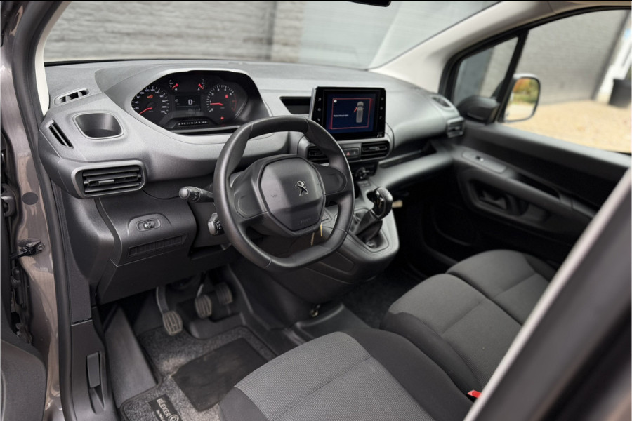 Peugeot Partner 1.5 BlueHDI | BPM VRIJ | Stoelverwarming | 3-Zits | Airco | Navi | PDC V+A