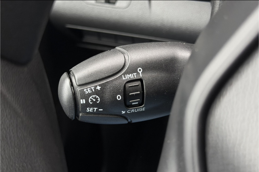 Peugeot Partner 1.5 BlueHDI | BPM VRIJ | Stoelverwarming | 3-Zits | Airco | Navi | PDC V+A
