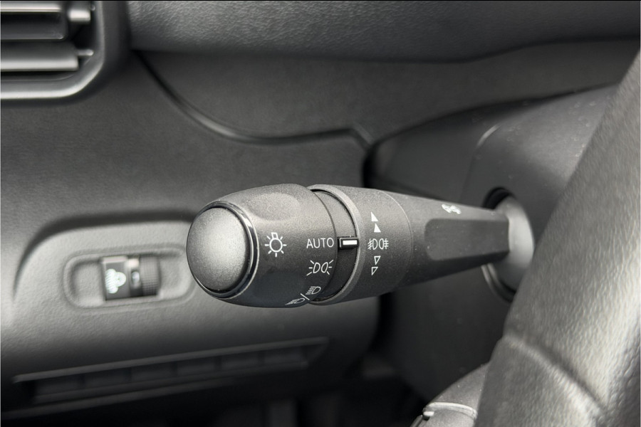 Peugeot Partner 1.5 BlueHDI | BPM VRIJ | Stoelverwarming | 3-Zits | Airco | Navi | PDC V+A