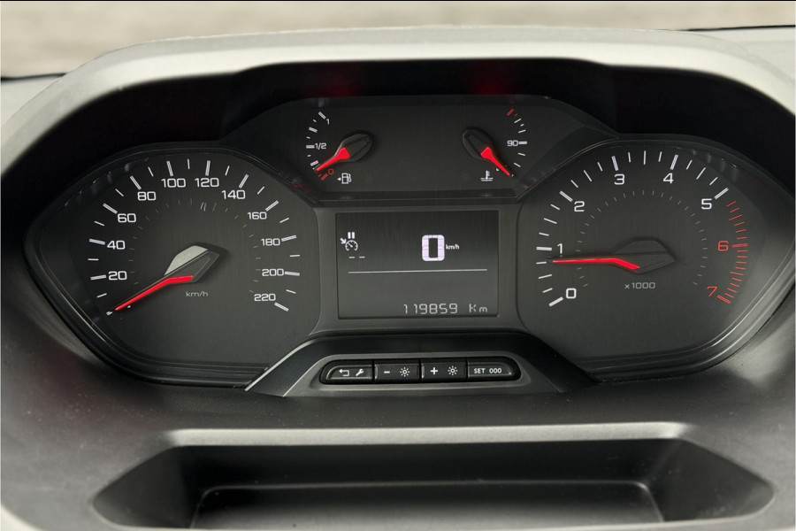 Peugeot Partner 1.5 BlueHDI | BPM VRIJ | Stoelverwarming | 3-Zits | Airco | Navi | PDC V+A