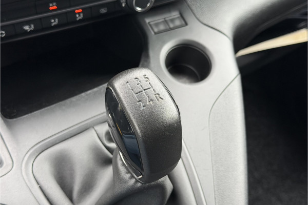 Peugeot Partner 1.5 BlueHDI | BPM VRIJ | Stoelverwarming | 3-Zits | Airco | Navi | PDC V+A