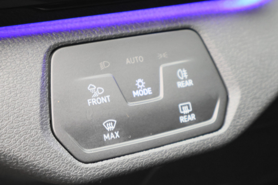 Volkswagen ID.4 Pro 77 kWh SOH 94,7%, Trekhaak, Apple Carplay, ACC, Lane Assist, PDC