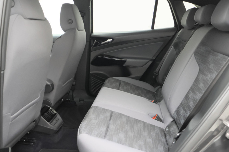 Volkswagen ID.4 Pro 77 kWh SOH 94,7%, Trekhaak, Apple Carplay, ACC, Lane Assist, PDC