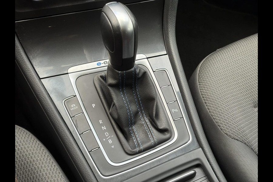 Volkswagen e-Golf E-DITION ✓SOH 90.63%✓2e Eigenaar✓Carplay✓Navi✓Clima✓Cruise✓Pdc V+A✓Lm velgen✓136pk✓Recent beurt gehad✓Weinig Km✓Zeer Zuinig✓N.A.P✓Apk tot 05-2028