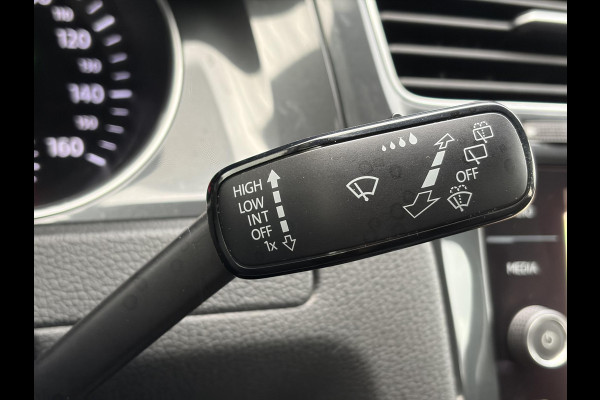 Volkswagen e-Golf E-DITION ✓SOH 90.63%✓2e Eigenaar✓Carplay✓Navi✓Clima✓Cruise✓Pdc V+A✓Lm velgen✓136pk✓Recent beurt gehad✓Weinig Km✓Zeer Zuinig✓N.A.P✓Apk tot 05-2028