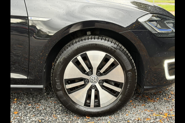Volkswagen e-Golf E-DITION ✓SOH 90.63%✓2e Eigenaar✓Carplay✓Navi✓Clima✓Cruise✓Pdc V+A✓Lm velgen✓136pk✓Recent beurt gehad✓Weinig Km✓Zeer Zuinig✓N.A.P✓Apk tot 05-2028