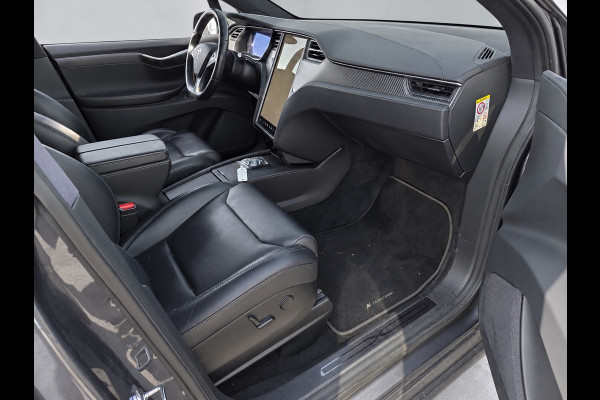 Tesla Model X 75D Base 6p.
