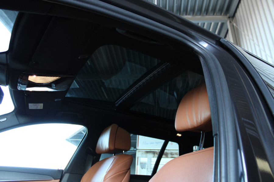 BMW 5 Serie Touring 520i High Executive M-SPORT PANO LEER NAVI LED ORG NL 121000KM!!!
