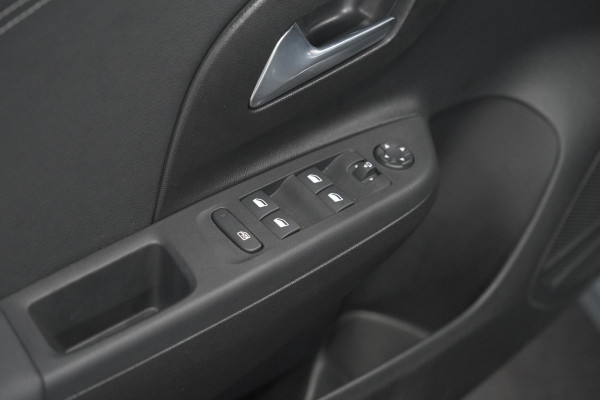 Opel Corsa 1.2 Turbo 110 Hybrid GS | Dodehoekdetectie | Stoelverwarming | Parkeersensoren | Apple Carplay