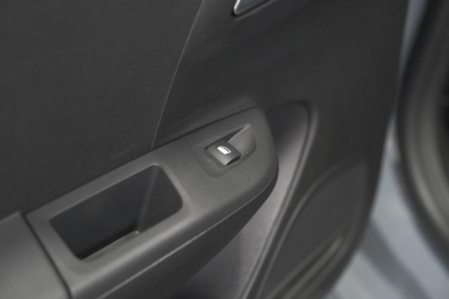 Opel Corsa 1.2 Turbo 110 Hybrid GS | Dodehoekdetectie | Stoelverwarming | Parkeersensoren | Apple Carplay