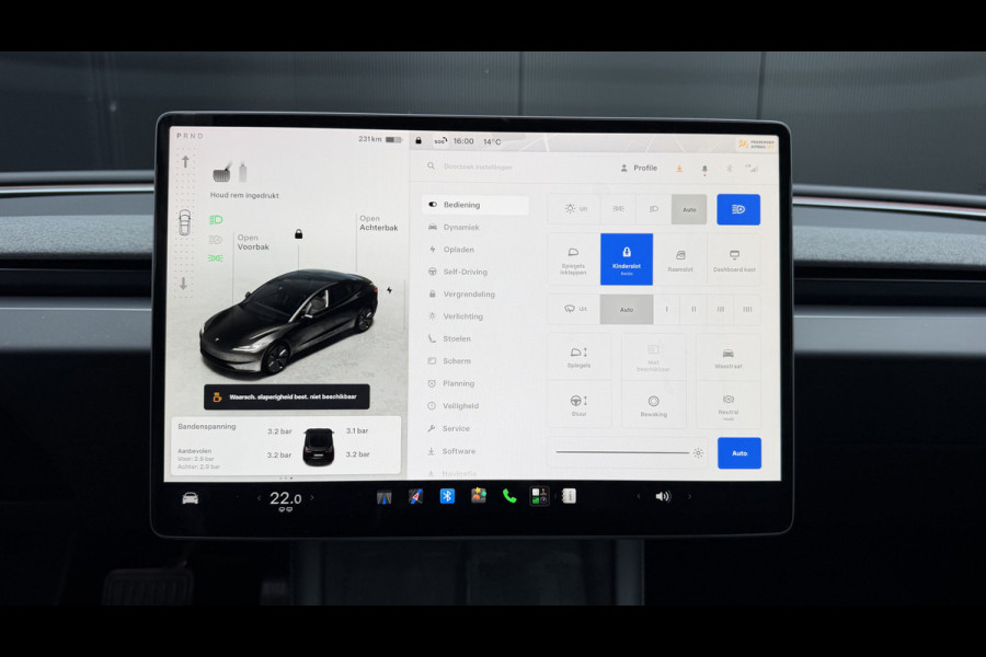 Tesla Model 3 RWD 60 kWh Pano Leer Stoelverw + Ventilatie Adap.Cruise Self-Drive Mogelijkheid Orig.NL!