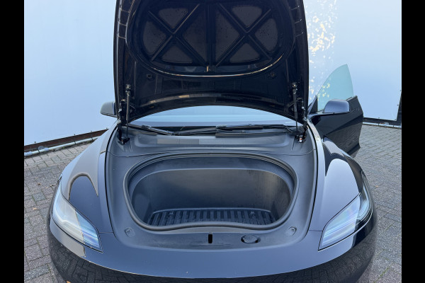 Tesla Model 3 RWD 60 kWh Pano Leer Stoelverw + Ventilatie Adap.Cruise Self-Drive Mogelijkheid Orig.NL!