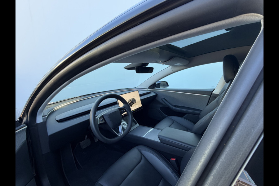Tesla Model 3 RWD 60 kWh Pano Leer Stoelverw + Ventilatie Adap.Cruise Self-Drive Mogelijkheid Orig.NL!